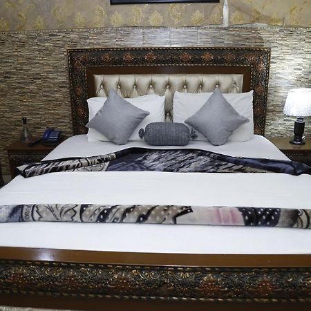 Hotel Sweet Inn Lahore Exterior foto