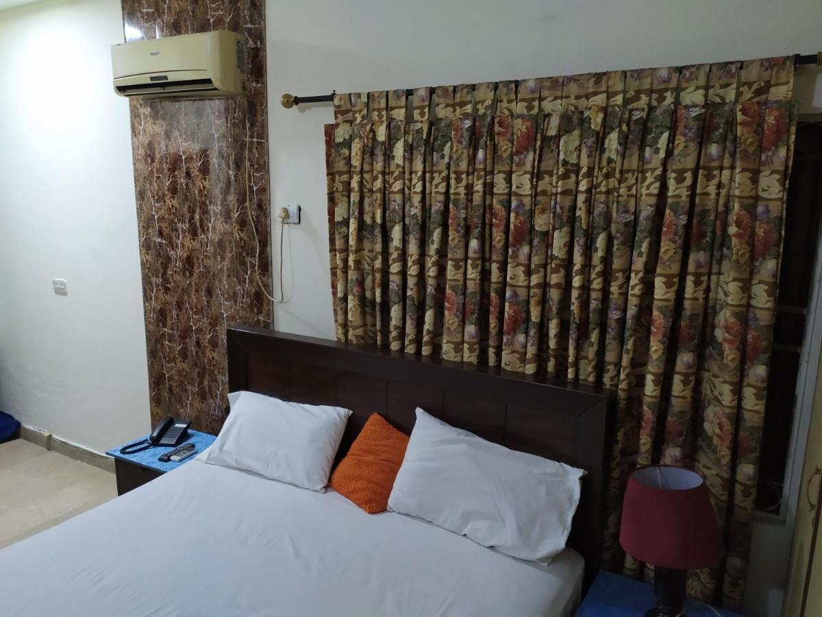 Hotel Sweet Inn Lahore Exterior foto